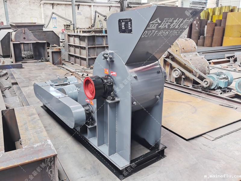 46小型双级粉碎机和破碎机易损件发货