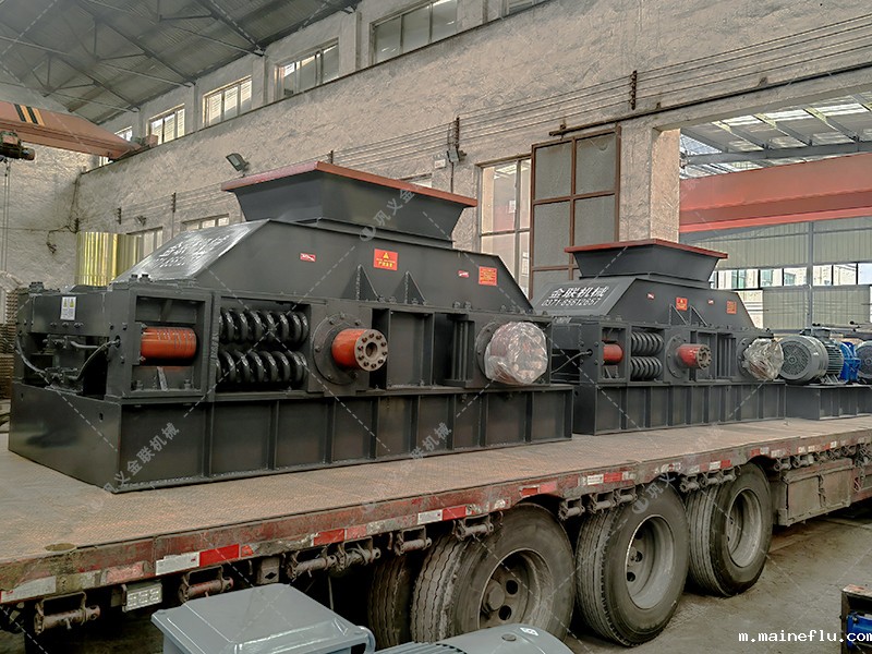 时产100吨瓜米石对辊制砂机有哪些型号?价格多少? 时产100吨瓜米石对辊制砂机有哪些型号?价格多少?