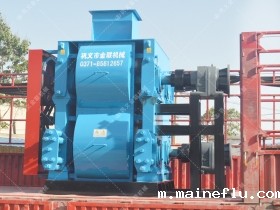 4PG0605T四辊破碎机发往河南安阳破碎河卵石