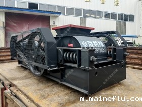 小型400x400澳门点点注册地址 破碎机生产线发往非洲马达加斯加