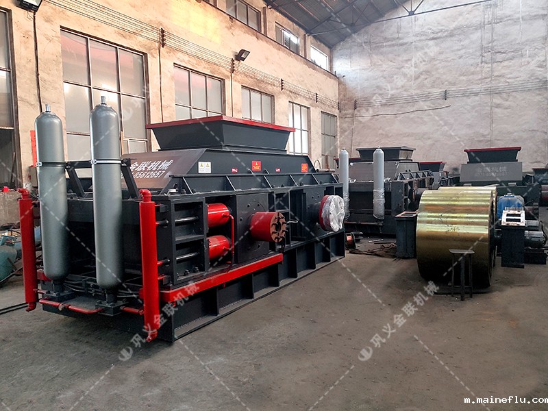 2PGY1500x1000型液压澳门点点注册地址发往云南昆明